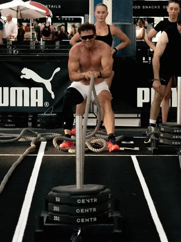 stevecook Instagram post about HYROX competition