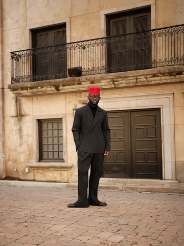 stevenonoja Instagram post about Menswear styling