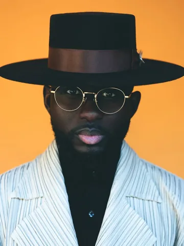 stevenonoja Instagram post about Classic menswear style