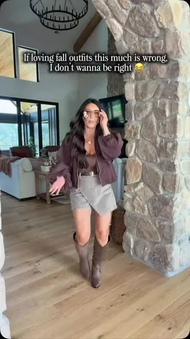 stylebyninarenee Instagram post about Fall fashion