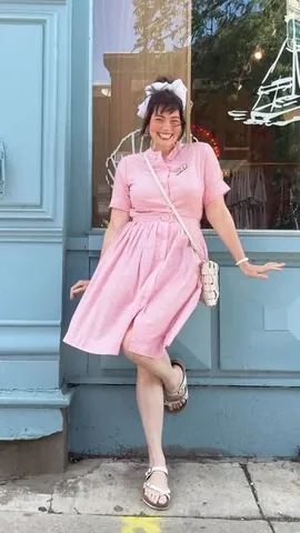 stylepluscurves Instagram post about 1950s vintage dress styling