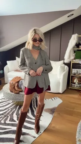 styles_and_sass Instagram post about Amazon fall fashion unboxing