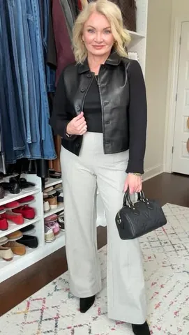 stylewithserena Instagram post about Workwear fashion