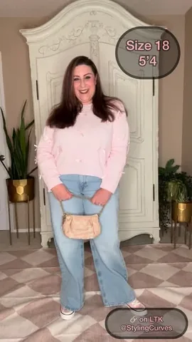 stylingcurves Instagram post about Affordable fashion