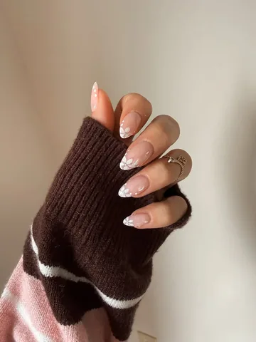 stylish_samantha Instagram post about Nail inspiration
