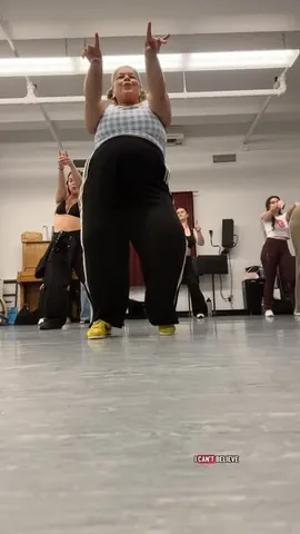 suitsheelscurves Instagram post about Dance and body confidence