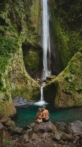 sunchasingtravelers Instagram post about Relocating and building a life in Costa Rica