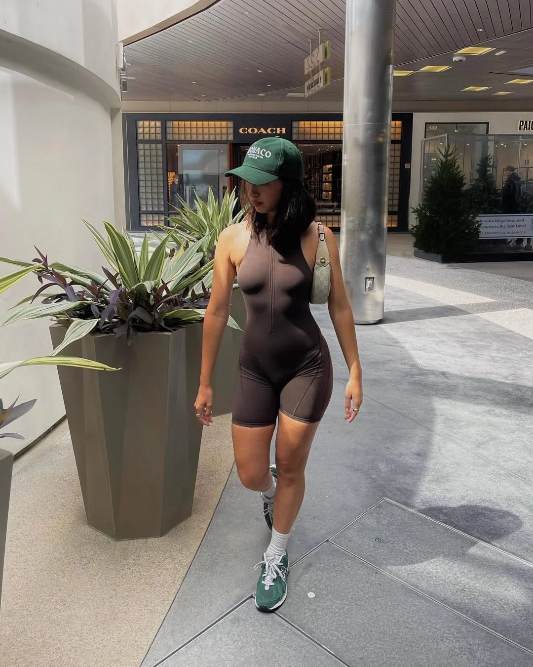 swellmichelle Instagram post about Fashion style