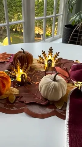 swiftwellness Instagram post about Thanksgiving decorations