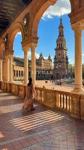 takemyhearteverywhere Instagram post about Seville things to do