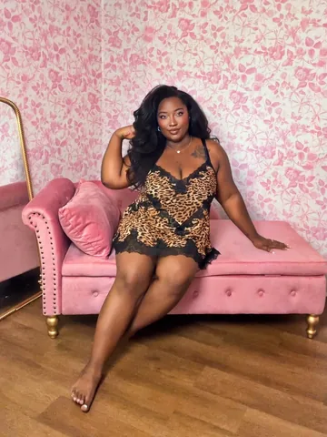 takiyahdenise Instagram post about Fashion portrait