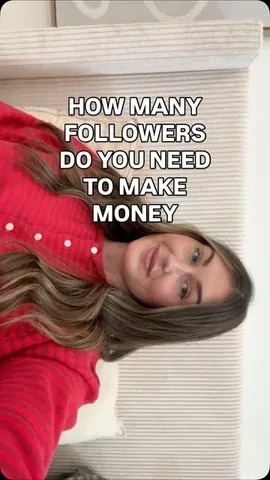taralynnn Instagram post about Content creation education
