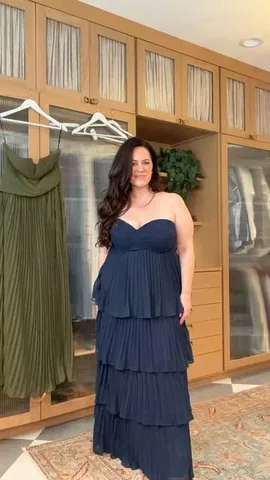 taryntruly Instagram post about Tummy camouflaging dresses
