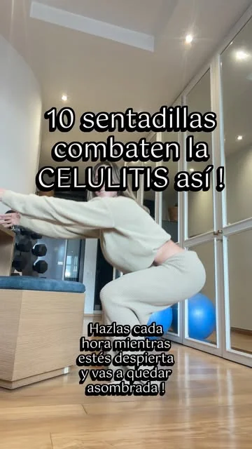tata2fit Instagram post about Sentadillas durante el día