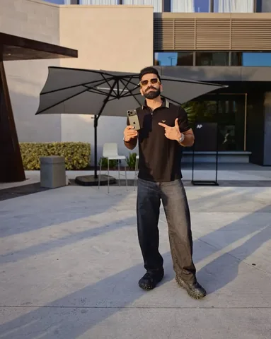 technicalguruji Instagram post about IPhone 18 Pro Max design
