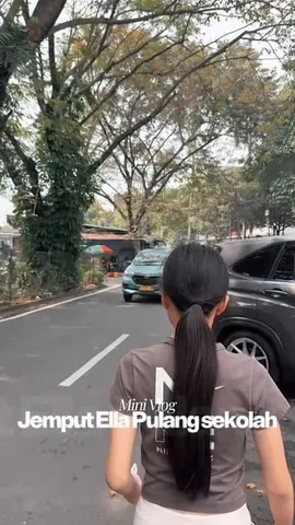 thaliaputrionsu Instagram post about Aktivitas setelah sekolah