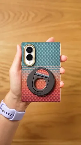 thaohuynhtv Instagram post about Smartphone accessories