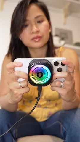 thaohuynhtv Instagram post about Smartphone accessories