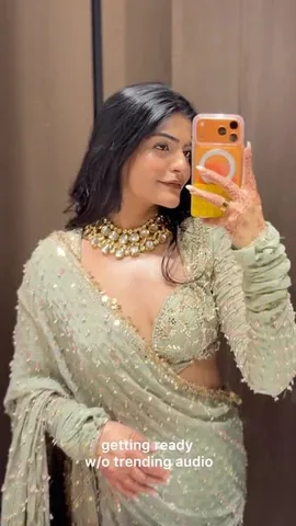 thatbohogirl Instagram post about Saree fashion