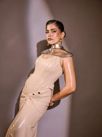 thatbohogirl Instagram post about Event fashion