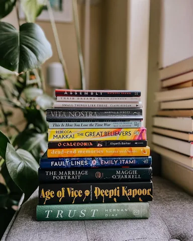 theardentbiblio Instagram post about Book recommendations