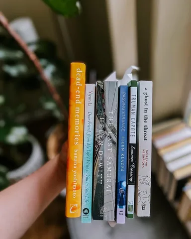 theardentbiblio Instagram post about Bookstore travel