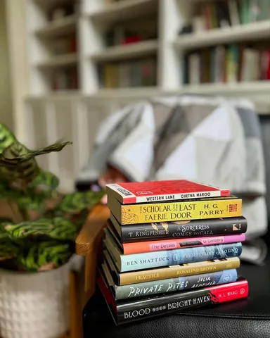 theardentbiblio Instagram post about Book recommendations