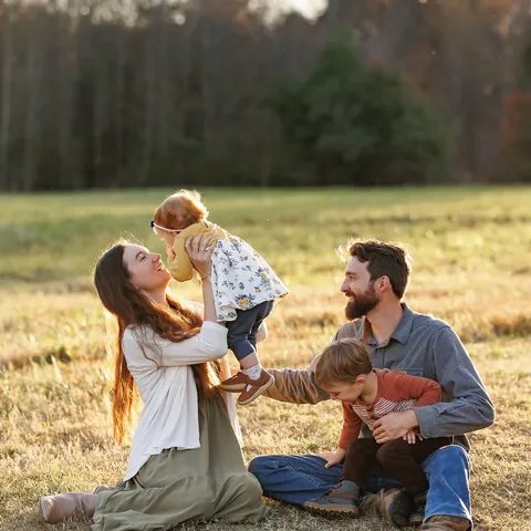 thecandidcatholic Instagram post about Motherhood and faith