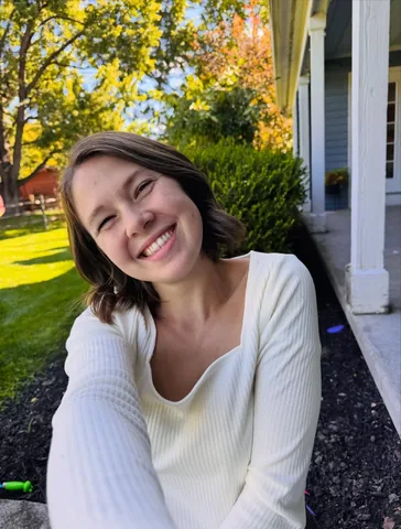 thecatholichypewoman Instagram post about Homeschooling family life