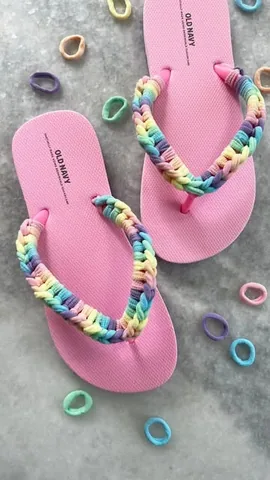 thecraftblog Instagram post about Flip flop craft