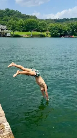 thecraftblog Instagram post about Emma Long Metropolitan Park guide