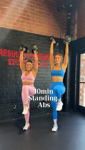 thedailykelsey Instagram post about Ab workout