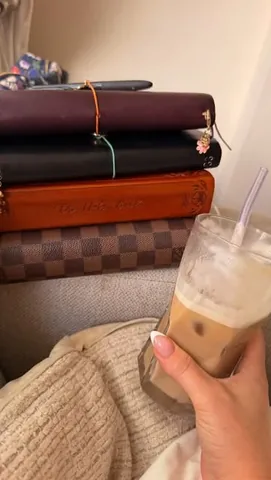 Katy ✨ Instagram post thumbnail