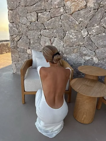thefashionbugblog Instagram post about Summer fashion
