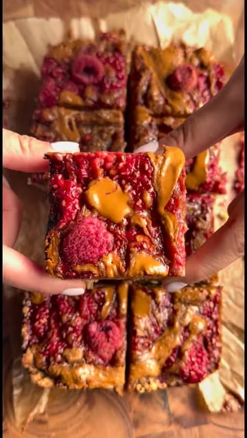 thefoodmedic Instagram post about Breakfast blondies