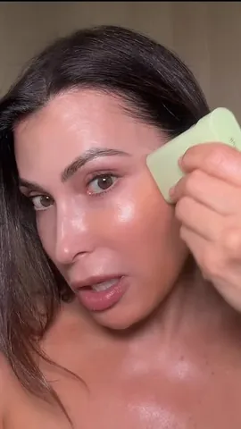 the__glow__girl Instagram post about Makeup