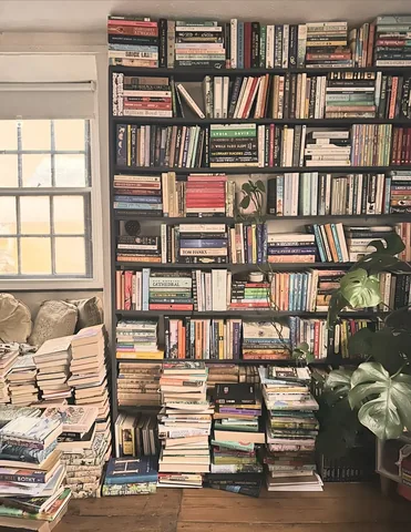 thehalcyondaysofsummer Instagram post about End of year reading