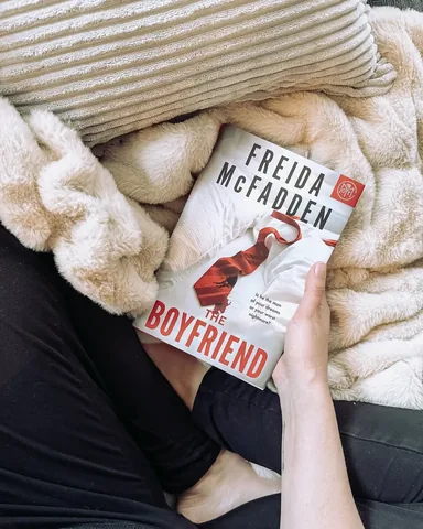 thekindreader Instagram post about Book review