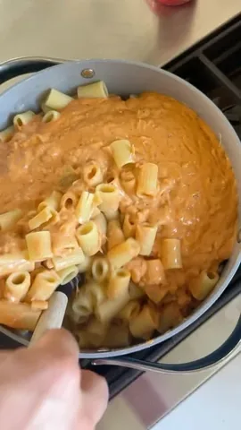 the.leroys Instagram post about Creamy rotisserie chicken pasta