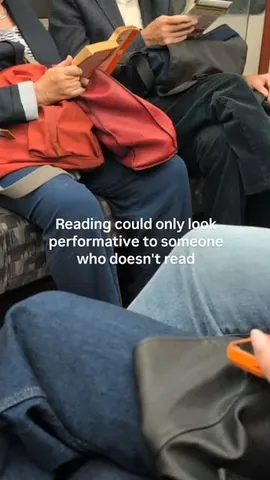 thelostlibrary Instagram post about Reading for pleasure