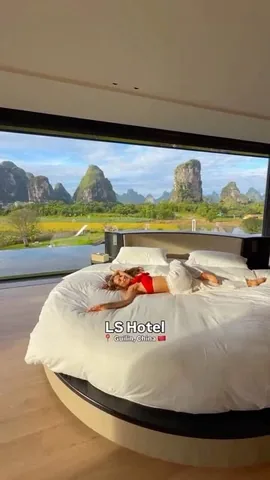 thelosttwo Instagram post about LS Hotel Guilin