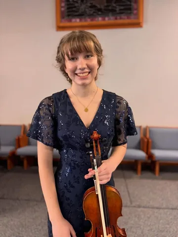 themodestmom Instagram post about Music recital