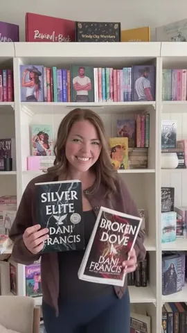 themrsbookclub Instagram post about Romantasy recommendations