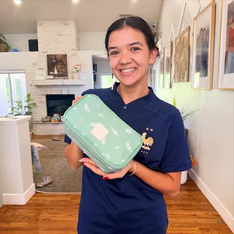 theohanaadventure Instagram post about Emergency kit giveaway