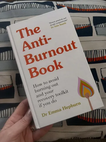 thepsychologymum Instagram post about Book publication day