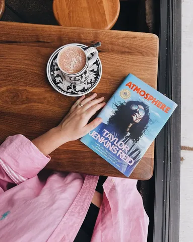 the_spines Instagram post about Historical fiction review