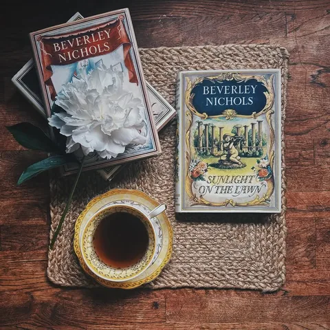 thesunnylibrarian Instagram post about Estate sale book discovery