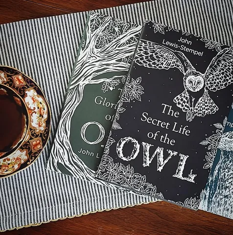 thesunnylibrarian Instagram post about Nature writing and wildlife