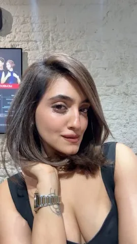the.vogue.vanity Instagram post about Hair colour transformation