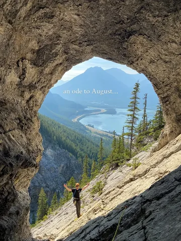 theworldpursuit Instagram post about Canadian Rockies travel